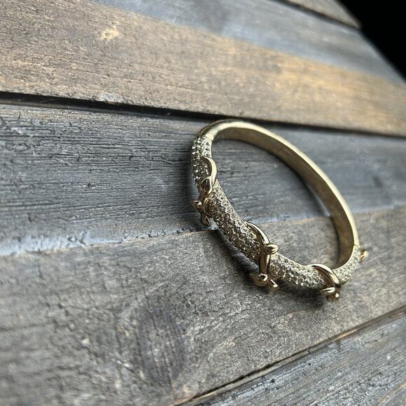 Coach Womens Gold Tone Crystal Pave Script Vine Hinge Bangle Bracelet - Picture 4 of 16